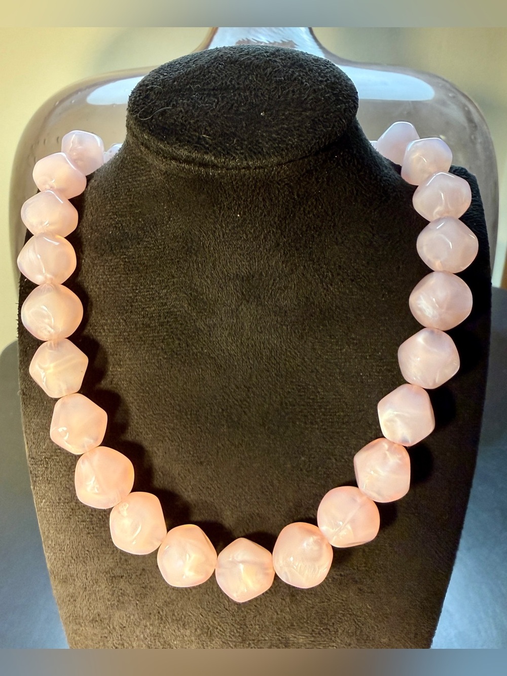 Vintage 1950s / 1960s Moonlight Pink Chunky Beaded Necklace
